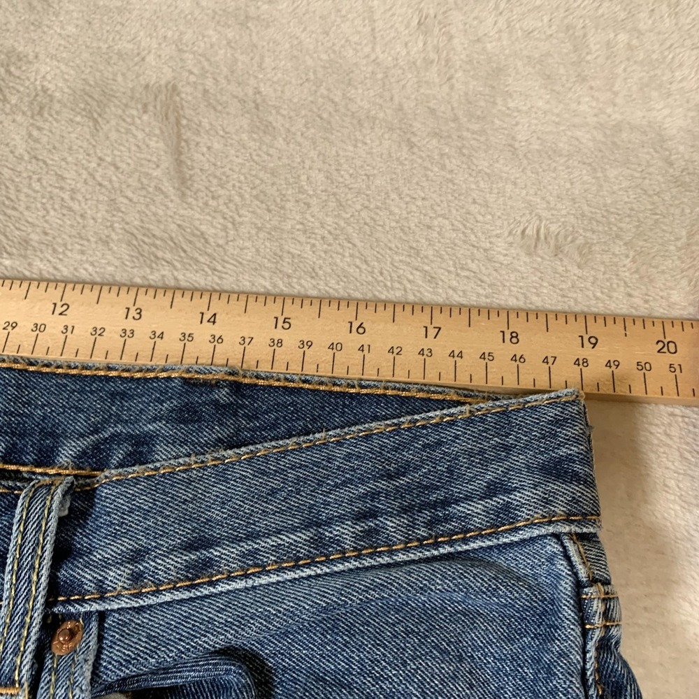 Levis 550 Jeans Mens 38x32 Blue Denim Relaxed Fit Tapered Leg 100% Cotton Pants - Picture 3 of 13